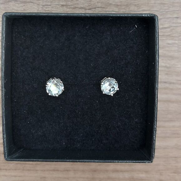1.2 Carat Natural Topaz Sterling Silver Stud Earrings - Picture 5 of 9
